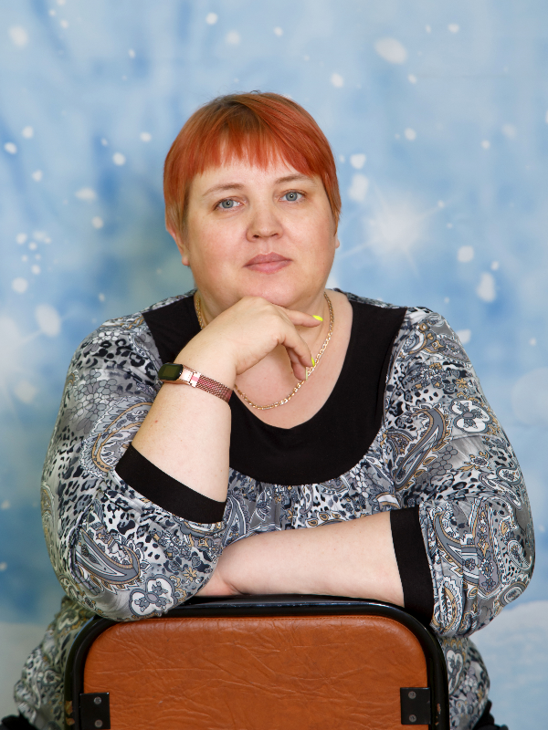 Константинова Светлана Игнатьевна.