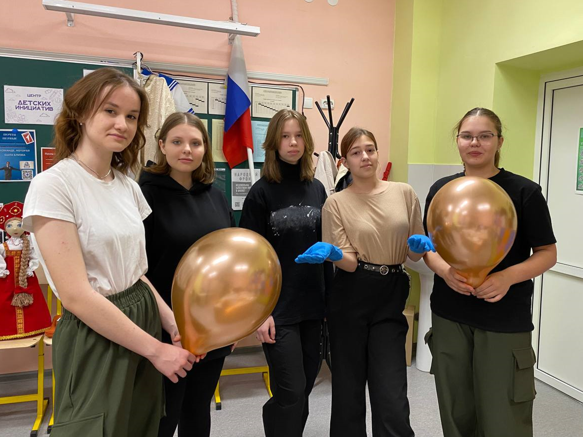 Интересны будни активистов Движения первых.