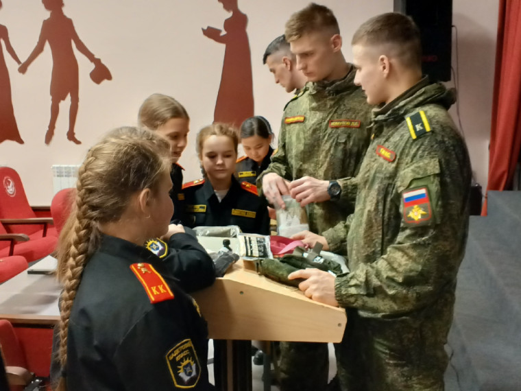 Тяжело в учении, легко в строю..